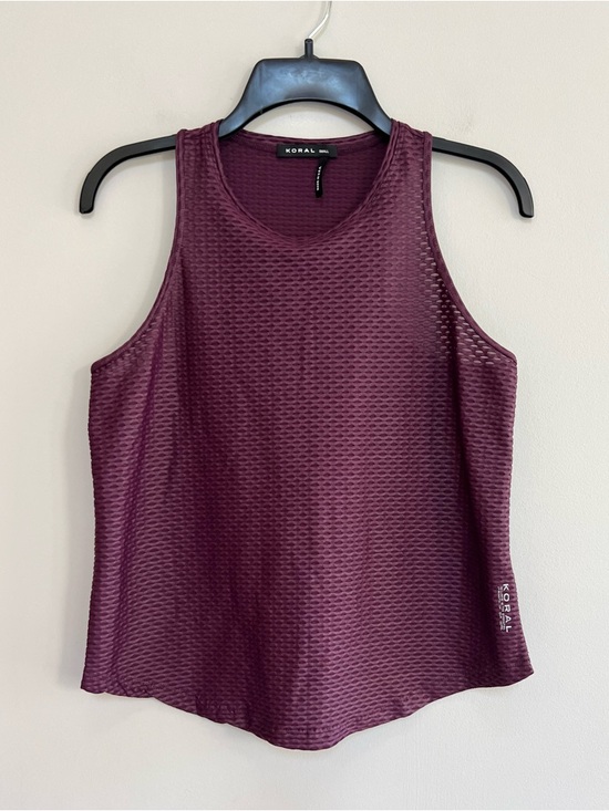 Koral Tops - Koral x Ilana Kugel Aerate Shiny Netz Racerback Tank Top, Eggplant Purple, sz S